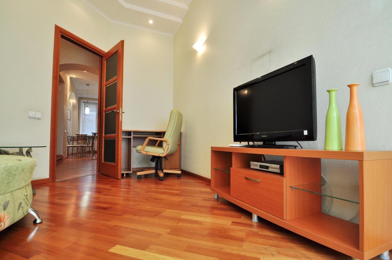 Dayflat Apartments Golden Gate Area Κίεβο Εξωτερικό φωτογραφία