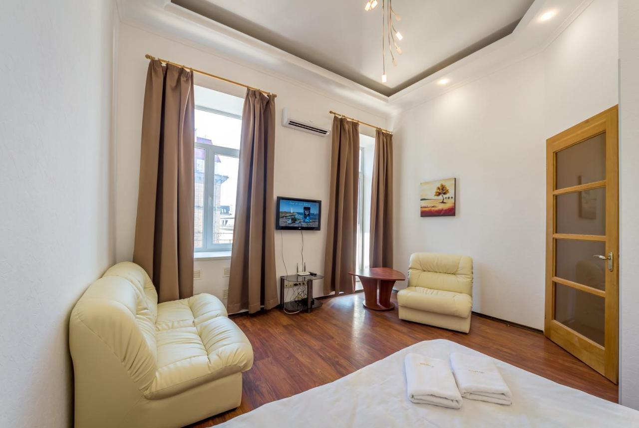 Dayflat Apartments Golden Gate Area Κίεβο Εξωτερικό φωτογραφία